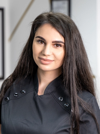 Fatma Listarov - Receptionist